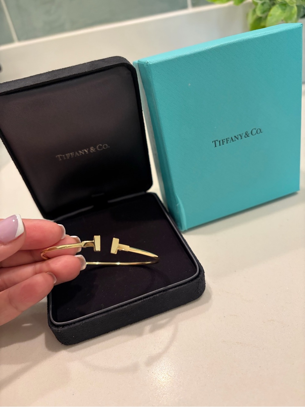 Tiffany & Co. Yellow Gold T Wire Cuff Bracelet (Medium) 18k Yellow Gold
